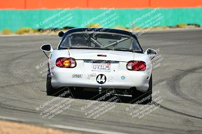 media/Oct-18-2025-Extreme Speed (Sat) [[d6d7e1fef1]]/Group 2 Green/Session 2 (Turn 3)/